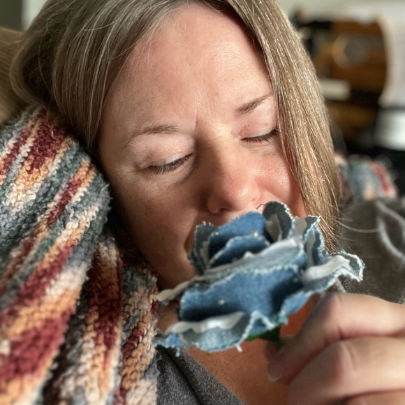 Handmade Denim Rose, Project Denim Rose. - Picture 5 of 6